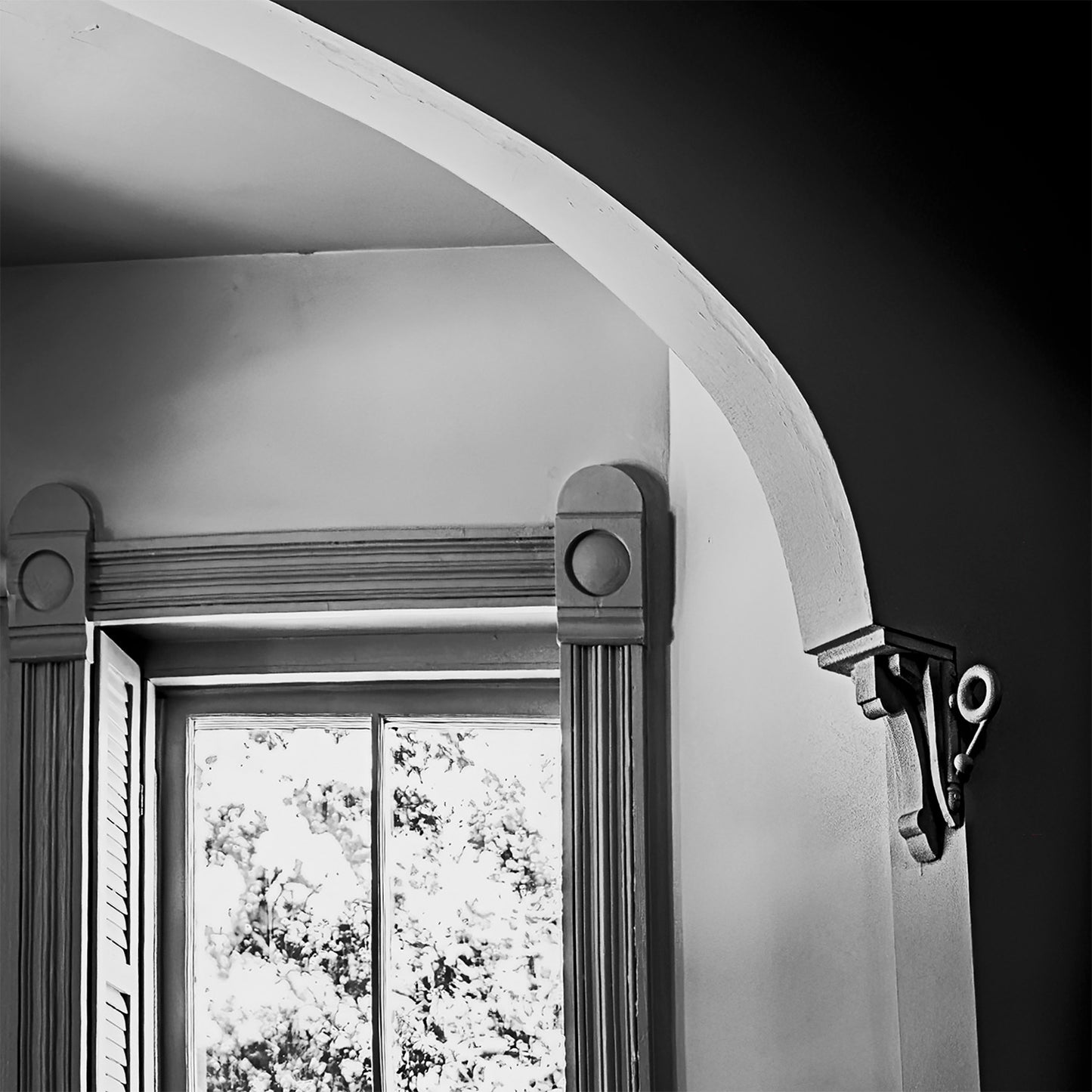 Arch & Window – Carl Sandburg Home