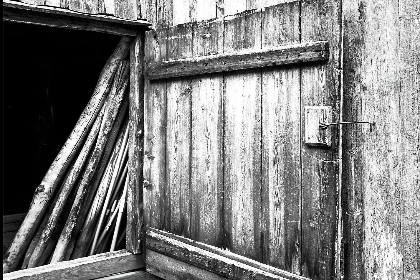Barn Door - Norway